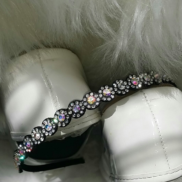 🌹Angelic👣 - Picture 2 of 5